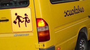 Garlate, alunno "troppo maleducato": sospeso per un mese dallo scuolabus