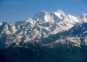 Himalaya, valanga travolge 10 persone: 3 morti e 7 dispersi