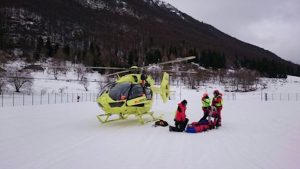 Piancavallo, scontro sulle piste da sci: grave bimbo di 9 anni, ha lesione spinale