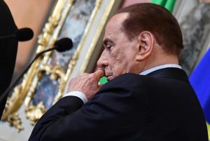 Berlusconi: "Servirà manovra correttiva dopo le europee, faranno la patrimoniale"