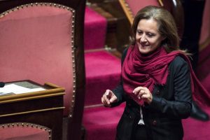 Elena Fattori, senatrice M5S: "Rousseau si becca i nostri soldi ma io non riesco a votare. Mai una ricevuta..."