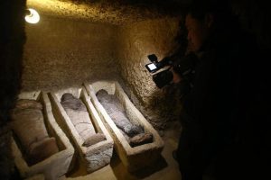 Egitto: 50 mummie di 2300 anni fa scoperte nel sito Tuna El-Gebel a Minya