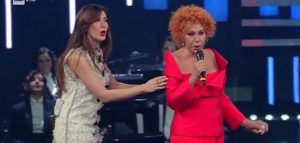 Sanremo 2019, Ornella Vanoni: "Sono venuta gratis, ma non ricapiterà". Poi corre da Patty Pravo