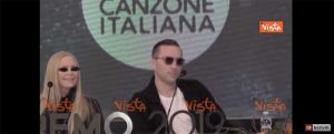 Sanremo: durante l'esibizione di Patty Pravo e Briga la musica non è partita, gli artisti commentano l'accaduto VIDEO (agenzia Vista)