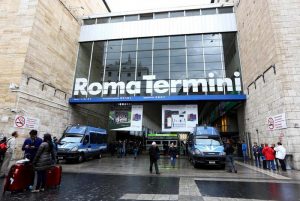 Roma, ferito bimbo rom in stazione Termini: fermato 29enne