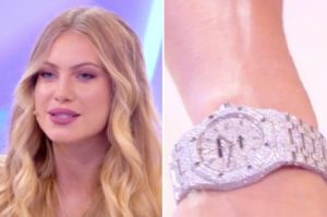 Domenica Live, Taylor Mega sfoggia un orologio da oltre 100mila euro