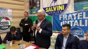 Giuseppe Brini, candidato sindaco centrodestra: "Vengo da una famiglia normale, senza gay"