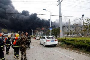 Cina, forte esplosione in impianto chimico: morti e centinaia feriti