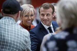 Macron e Brigitte si sono conosciuti grazie a Eduardo De Filippo