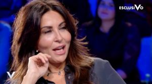 Verissimo, Sabrina Ferilli: "Maria De Filippi è bacchettona e mi piace scandalizzarla"