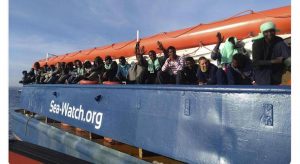 Migranti, Salvini ancora a rischio: Sea Watch come Diciotti. Pm Roma mandano atti a Siracusa che invia a Catania