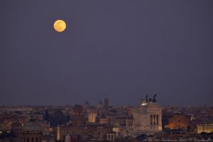 Superluna all'equinozio di primavera: per rivederla dovremo aspettare il 2030