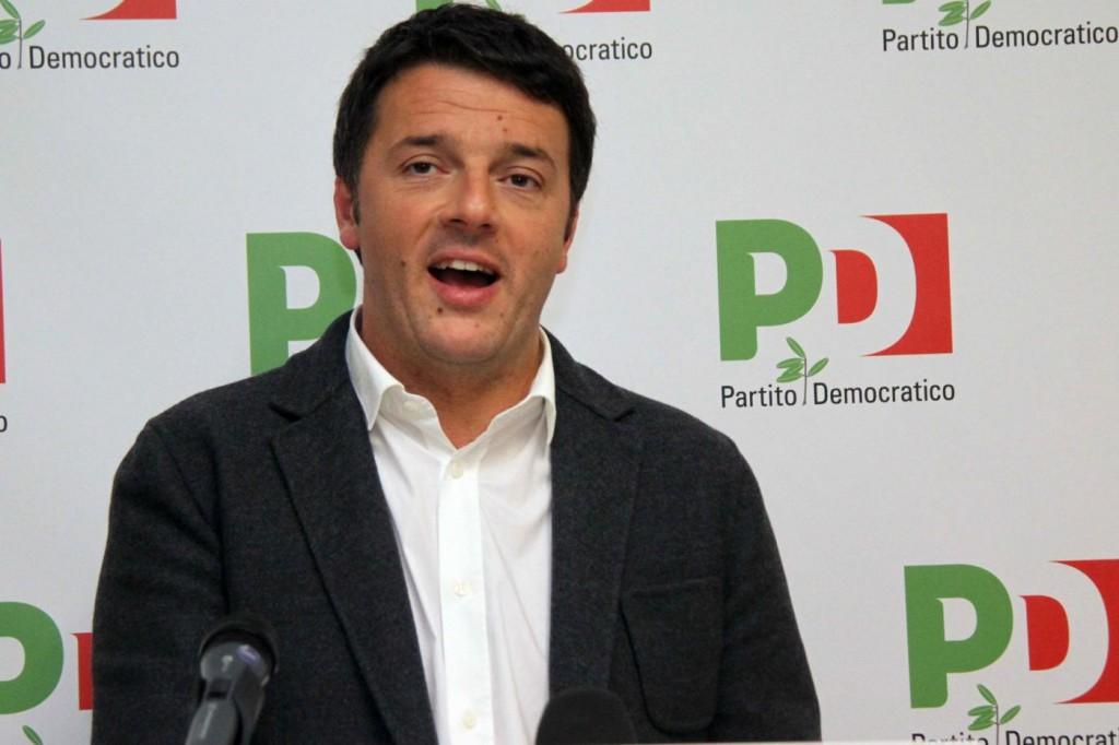 Renzi, il sospetto su Fassina: "Dimissioni già pronte per incastrarlo"