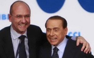  Berlusconi show a Cagliari: "FI, non rottamo. Io e Toti non siamo due gay"