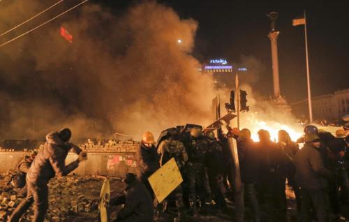 Un momento degli scontri a Kiev
