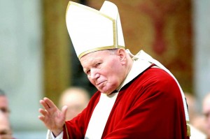 Papa Wojtyla: "Bruciate i miei diari segreti". Cardinale Dziwisz li pubblica...