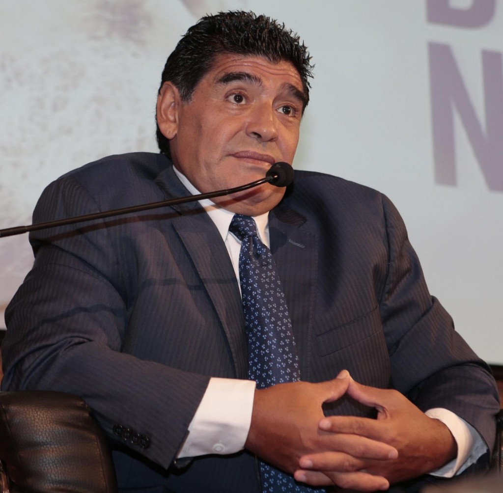 "Maradona aspetta un altro figlio dalla ex Ojeda", notizia impazza su Twitter