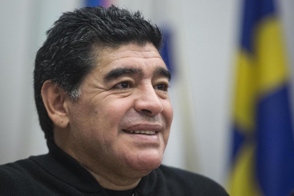 "Maradona torna in campo", Olè: "Giocherà col Riestra in 5° divisione argentina"