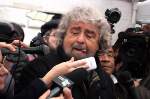 Beppe Grillo a Maria Elena Boschi. Attacco con premessa: "Non è sessismo"