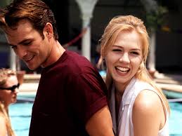 Beverly Hills 90210, "Dylan e Kelly innamorati dopo 20 anni". Ma è una bufala