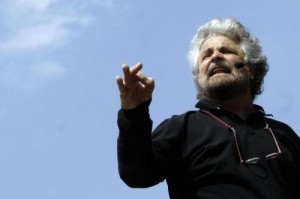 Beppe Grillo: "Giorgio Napolitano è il responsabile dello sfracello politico"