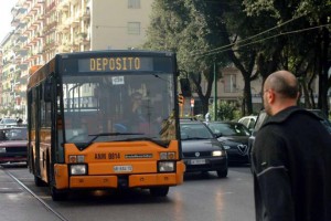 Sciopero trasporti 19 marzo Napoli: orari e fasce garantite bus, metro, treni