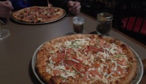Pizza alla marijuana, "specialità" venduta al Mega Ill Cafè di vancouver (video)