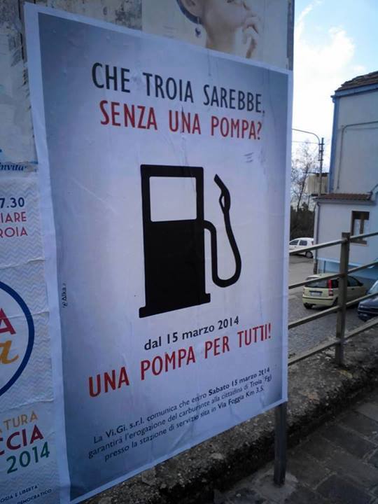 "Che Troia sarebbe senza una pompa?", la pubblicità dei benzinai a Foggia (foto)