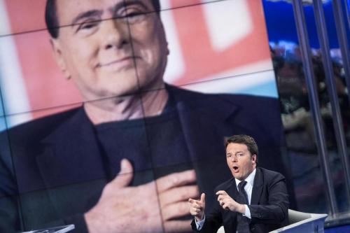 Conflitto di interesse: Renzi lo ha sepolto per Berlusconi ma in Europa dicono..