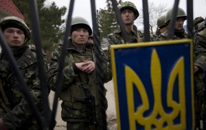 Ucraina: "Non cederemo mai la Crimea". E intanto arrivano altri soldati russi 