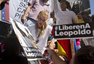 Venezuela: Leopoldo Lopez, il leader dell'opposizione rimane in carcere