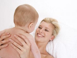 Neonati, il primo vero sorriso arriva a due mesi di vita
