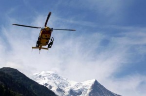 Valanga in Val di Susa, a Fenils, travolge e uccide scialpinista francese