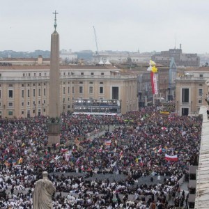 Papi santi. San Pietro invasa. Messa di canonizzazione, diretta tv dal Vaticano
