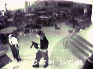  Eric Harris, 18 anni, e Dylan Klebold