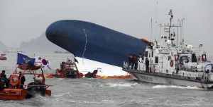 Corea del Sud, naufragio traghetto Sewol: arrestati altri 4 membri d'equipaggio
