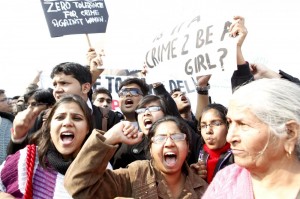 Una manifestazione contro la violenza sessuale in India (Lapresse)