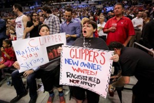 Los Angeles Clippers all'ex ad di Microsoft, Steve Ballmer. Chiusa l'era Sterling