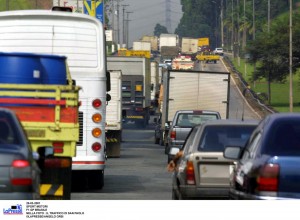 Brasile: traffico record a San Paolo. Fino a 729 km di code