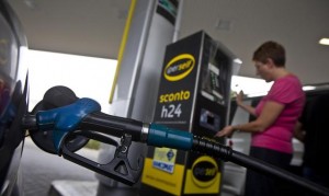 Sciopero benzinai, no a pagamento bancomat dal 22 al 28 giugno 2014