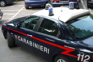 Carabinieri salvano bimba bulgara rapita, sfondando la porta di coppia italiana