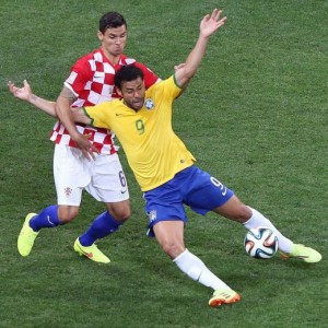 Brasile-Croazia, rigore su Fred inventato. Forse avrebbero vinto ma... (video)