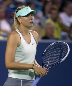 Maria Sharapova vince Roland Garros: sconfitta Halep in 3 set