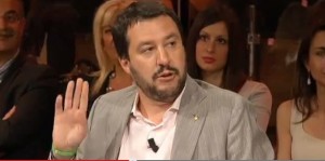 Matteo Salvini twitta, Floris lo rimprovera: "O ascolta o sta su internet"