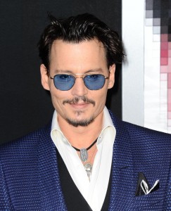 Johnny Depp ossessionato dai buoni sconto: compra tutto su Groupon