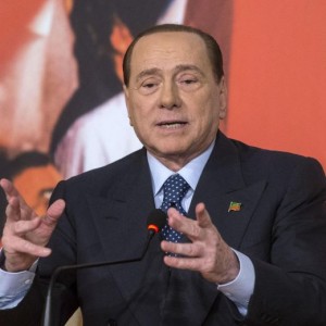 Berlusconi ai suoi: "Datemi fiducia, facciamo le riforme con Renzi"