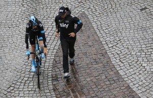 Tour De France, Nibali aumenta vantaggio. Froome cade e si ritira