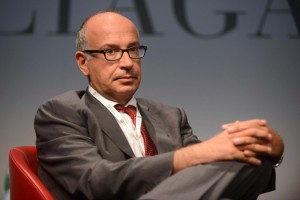 Gutgeld, neo consigliere di Renzi per ridurre i costi... assume squadra di esperti