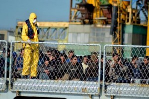 Migranti, nuovi sbarchi in Sicilia: in 2 giorni 3.500. Si teme una nuova strage
