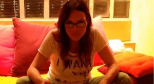 Anna Oxa: "Sono vittima di stalking, lo Stato deve proteggermi" (video)